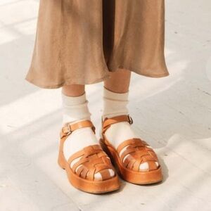 Either/Or Fisherman Women's Tan Leather Sandals (Cognac)